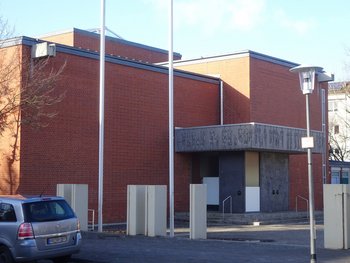 Außenansicht der Kirche St. Hedwig