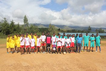 Fußballtrikots, der Alemannia Maudach gespendet